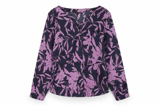 Front view of Vero Moda women’s purple geometric polyester basic button-up, size XS, v-neck