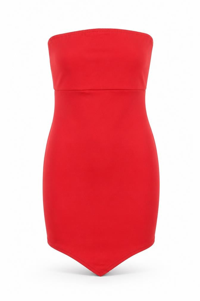 Front view of PRETTYLITTLETHING women’s red polyester bodycon, size UK 6, square neck pullover