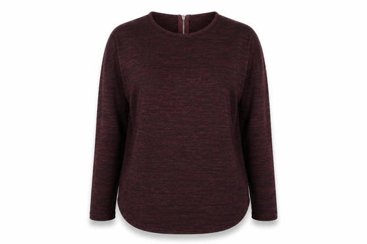Front view of New Look women’s red round neck polyester jumper, size M