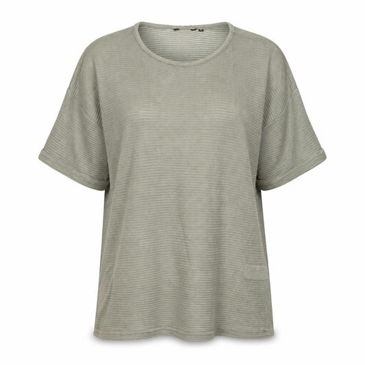 Front view of New Look women’s green polyester basic t-shirt, size UK 12, round neck
