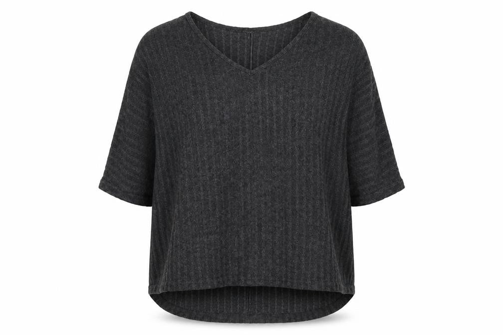 Front view of New Look women’s grey v-neck polyester jumper, size S