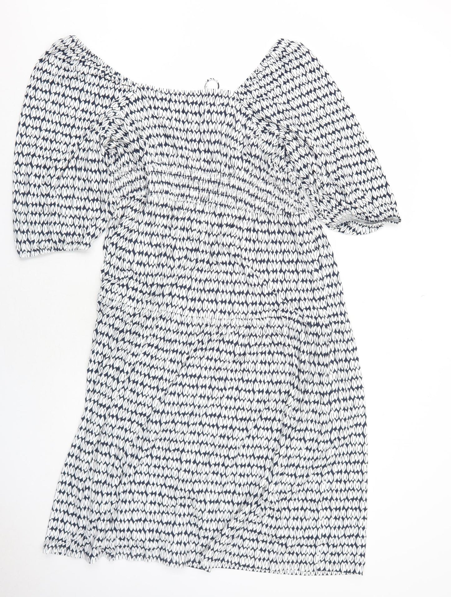 Marks and Spencer Womens White Geometric Viscose A-Line Size 24 Square Neck Pullover