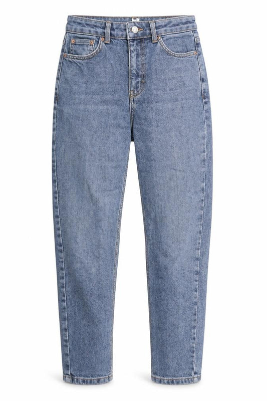 Front view of Topshop women’s blue cotton straight jeans, size UK 26, in, 30-inch leg regular zip