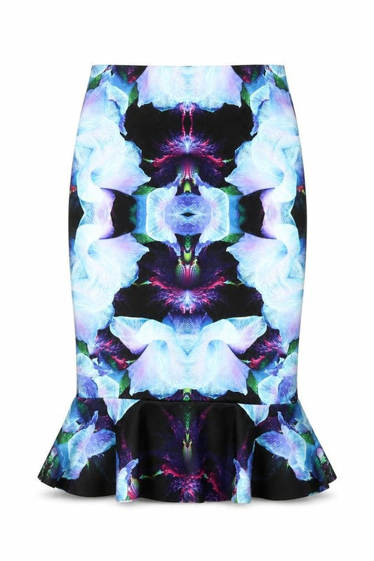Front view of Ginger Fizz women’s multicoloured geometric polyester trumpet skirt, size UK 10, zip