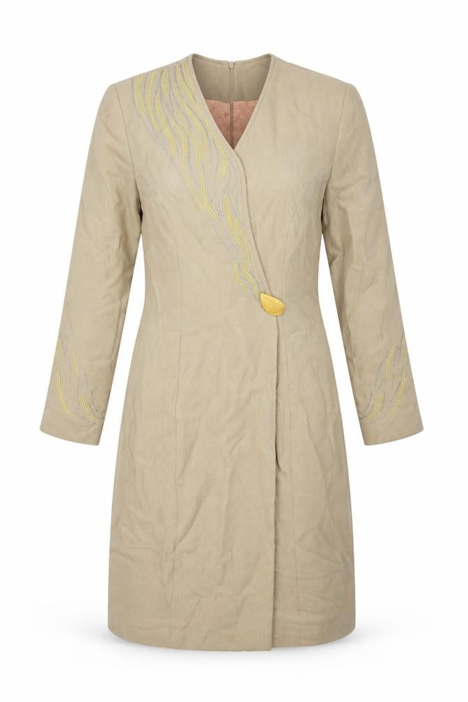 Front view of Kasper women’s beige polyester jacket dress, size UK 6, v-neck zip