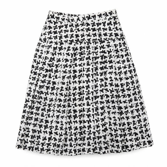 Front view of Tricoville women’s white geometric polyester swing skirt, size UK 12, zip