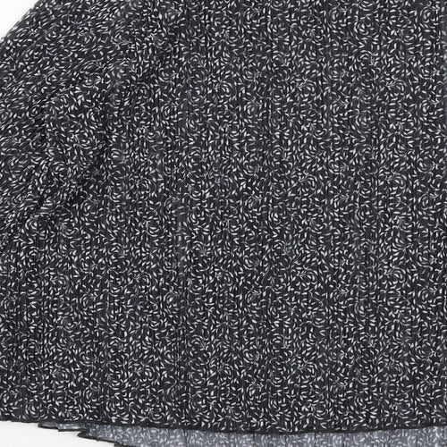 Marks and Spencer Womens Black Geometric Polyester Basic Blouse Size 10 Round Neck