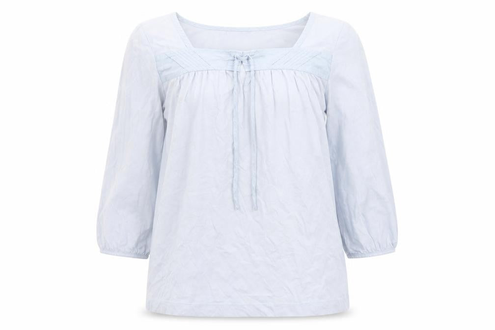 Front view of Uniqlo women’s blue cotton basic t-shirt, size XS, round neck