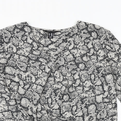 New Look Womens Grey Animal Print Polyester Basic Blouse Size 10 V-Neck - Snake Print
