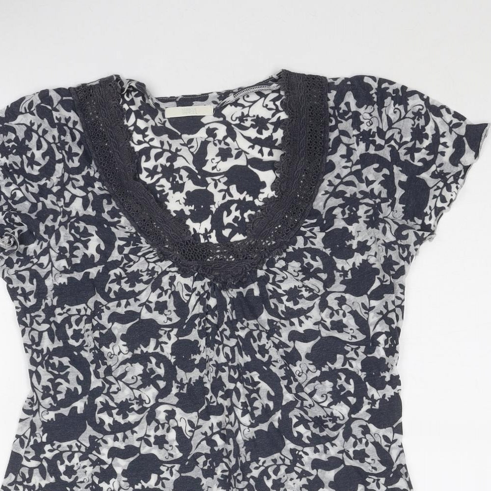 Marks and Spencer Womens Grey Geometric Cotton Basic Blouse Size 16 Round Neck