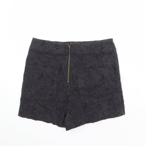 Kimchi Blue Womens Black Floral Cotton Basic Shorts Size M Regular Zip