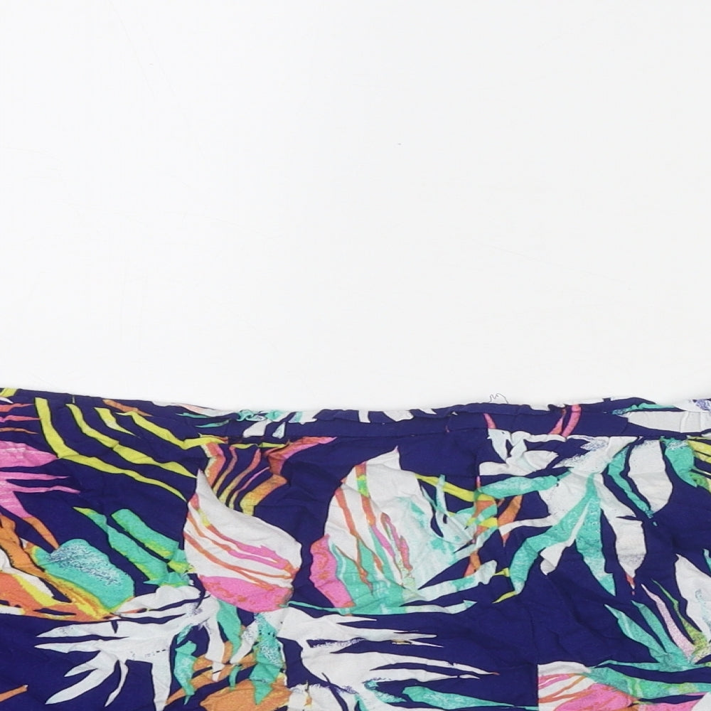 Marks and Spencer Womens Blue Geometric Viscose Hot Pants Shorts Size 22 Regular Pull On