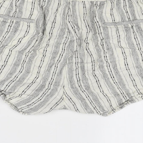 Marks and Spencer Womens Ivory Striped Linen Basic Shorts Size 24 Regular Zip