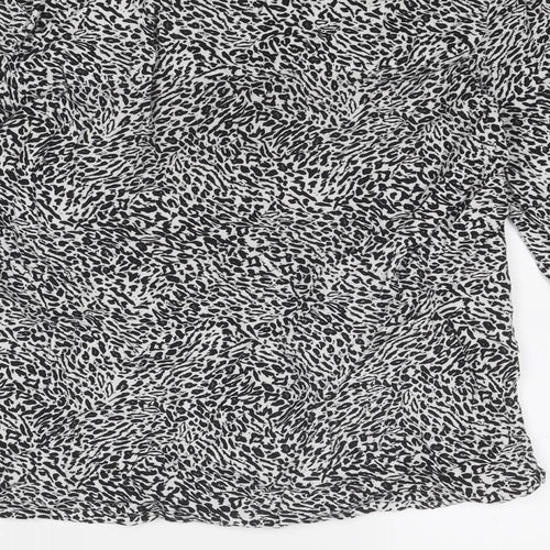 Zara Womens Black Animal Print Viscose Basic Button-Up Size XS Collared - Leopard Print