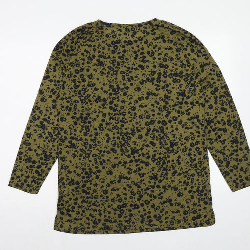 Marks and Spencer Womens Green Animal Print Polyester Basic T-Shirt Size 12 Crew Neck - Leopard Print
