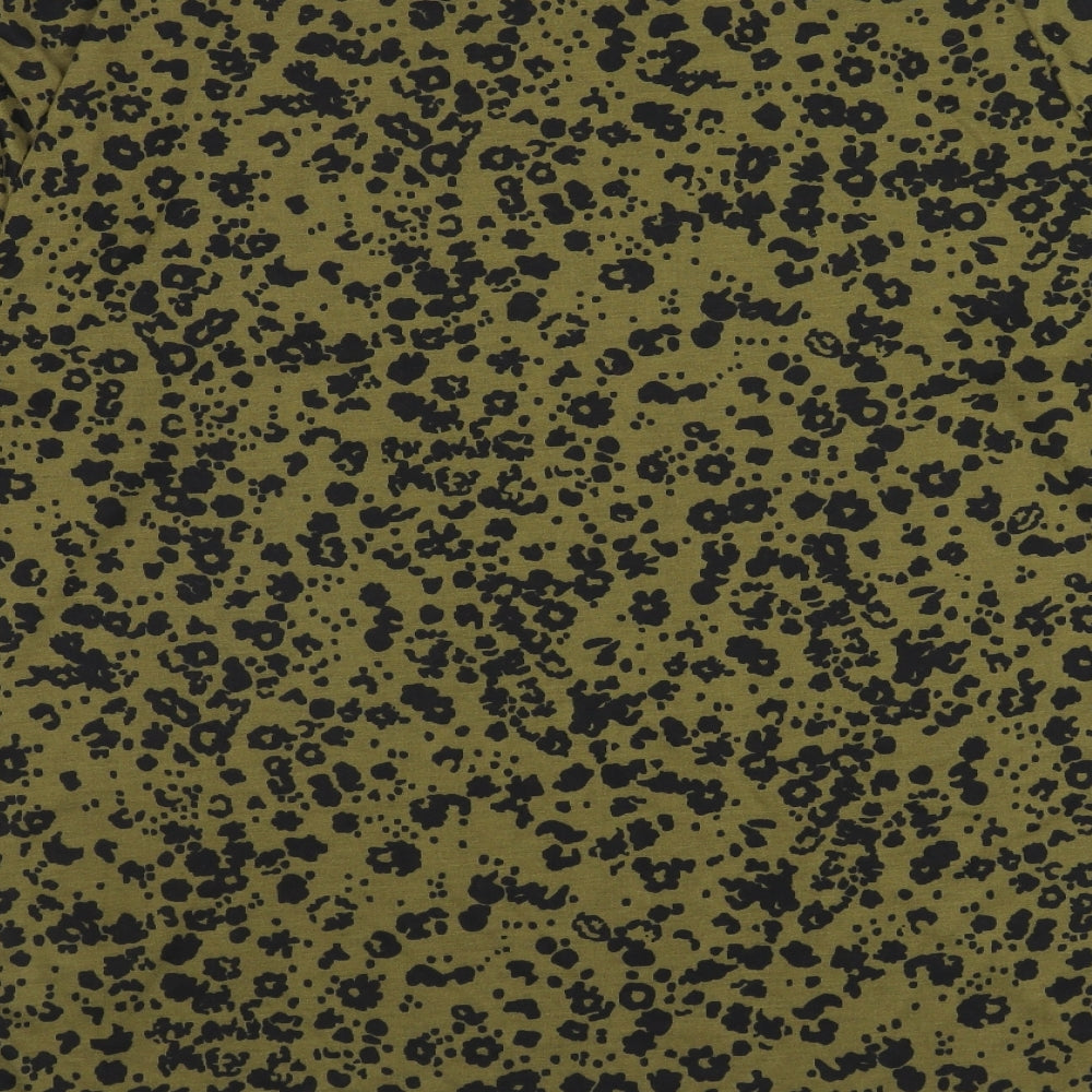 Marks and Spencer Womens Green Animal Print Polyester Basic T-Shirt Size 12 Crew Neck - Leopard Print