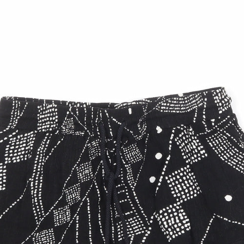 Milk & Honey Womens Black Geometric Viscose Hot Pants Shorts Size 8 Regular Drawstring - Crocheted Lace Trim