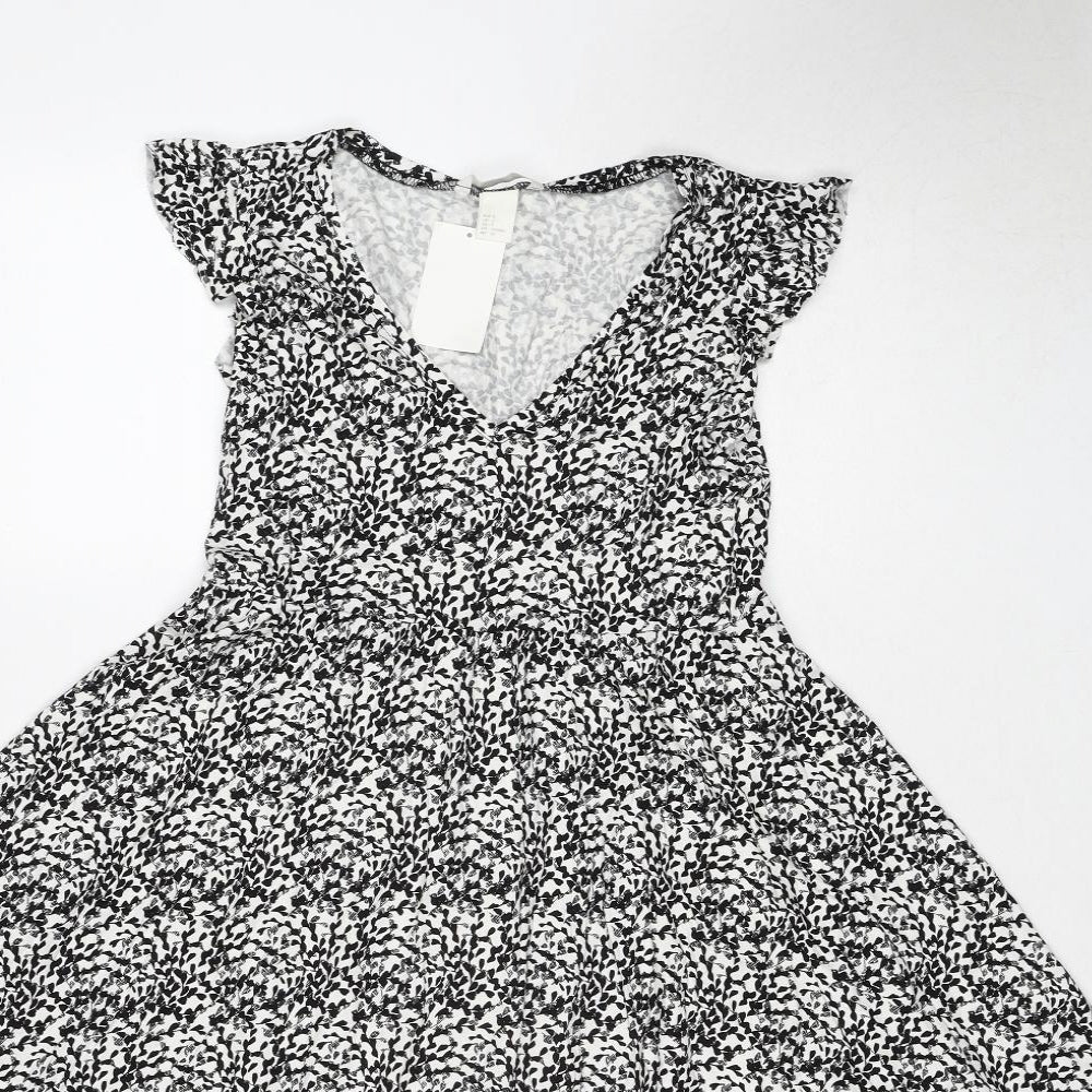 H&M Womens Black Geometric Viscose Trapeze & Swing Size S V-Neck Pullover
