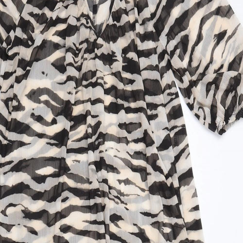 H&M Womens Black Animal Print Polyester Maxi Size XS V-Neck Pullover - Tiger Pattern