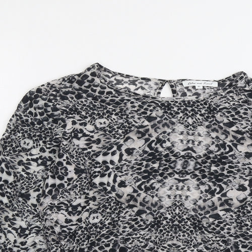 Lily & Lionel Womens Grey Geometric Viscose Basic Blouse Size XS Round Neck