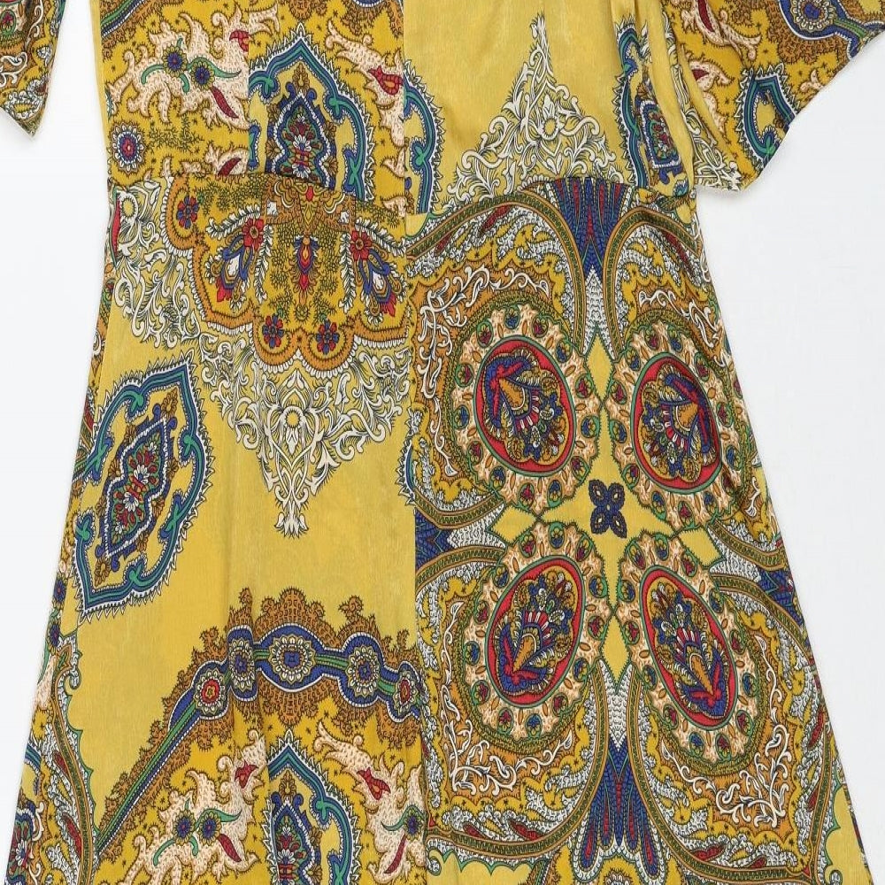Zara Womens Yellow Geometric Polyester Trapeze & Swing Size M Round Neck Zip