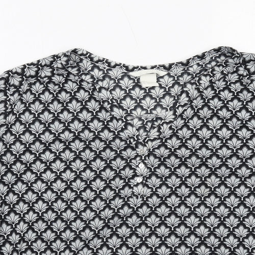H&M Womens Grey Geometric Polyester Basic Blouse Size S V-Neck