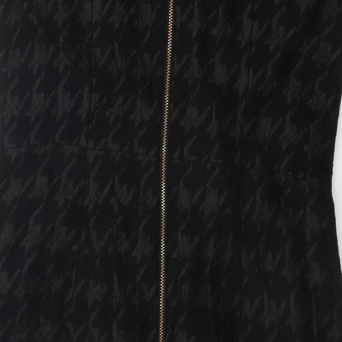 N.W. 3 Womens Black Geometric Wool Shift Size 12 V-Neck Zip