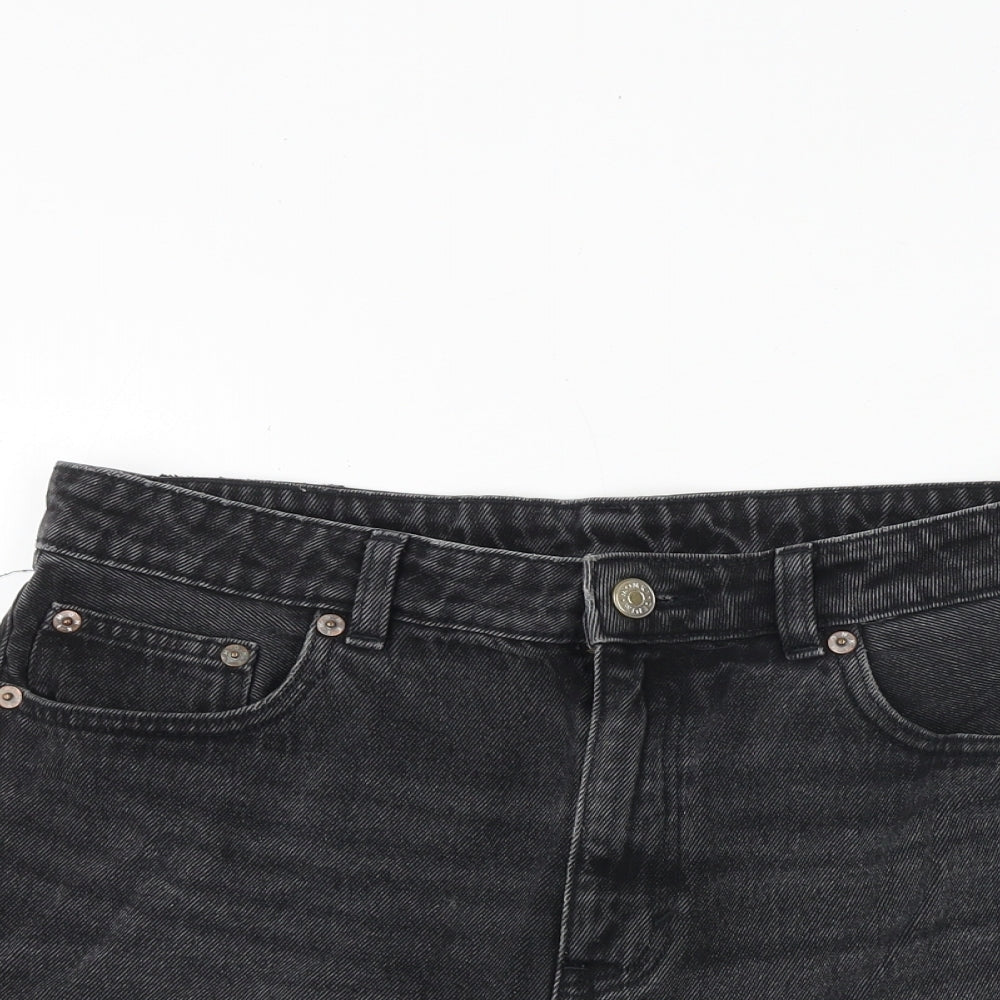 Monki Womens Black 100% Cotton Cut-Off Shorts Size 32 in Regular Zip