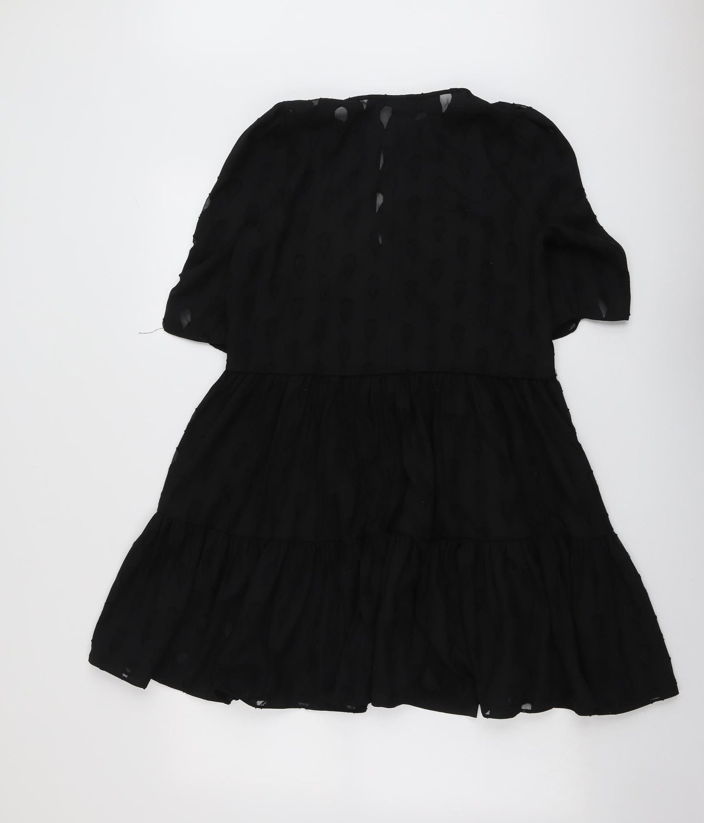 H&M Womens Black Geometric Polyester Trapeze & Swing Size 6 Round Neck Button
