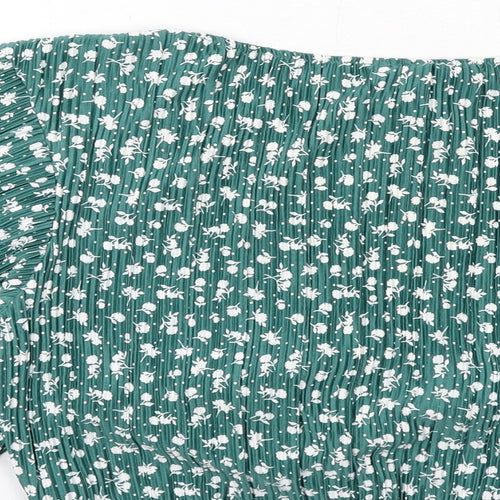 H&M Womens Green Geometric Polyester Cropped Blouse Size L V-Neck