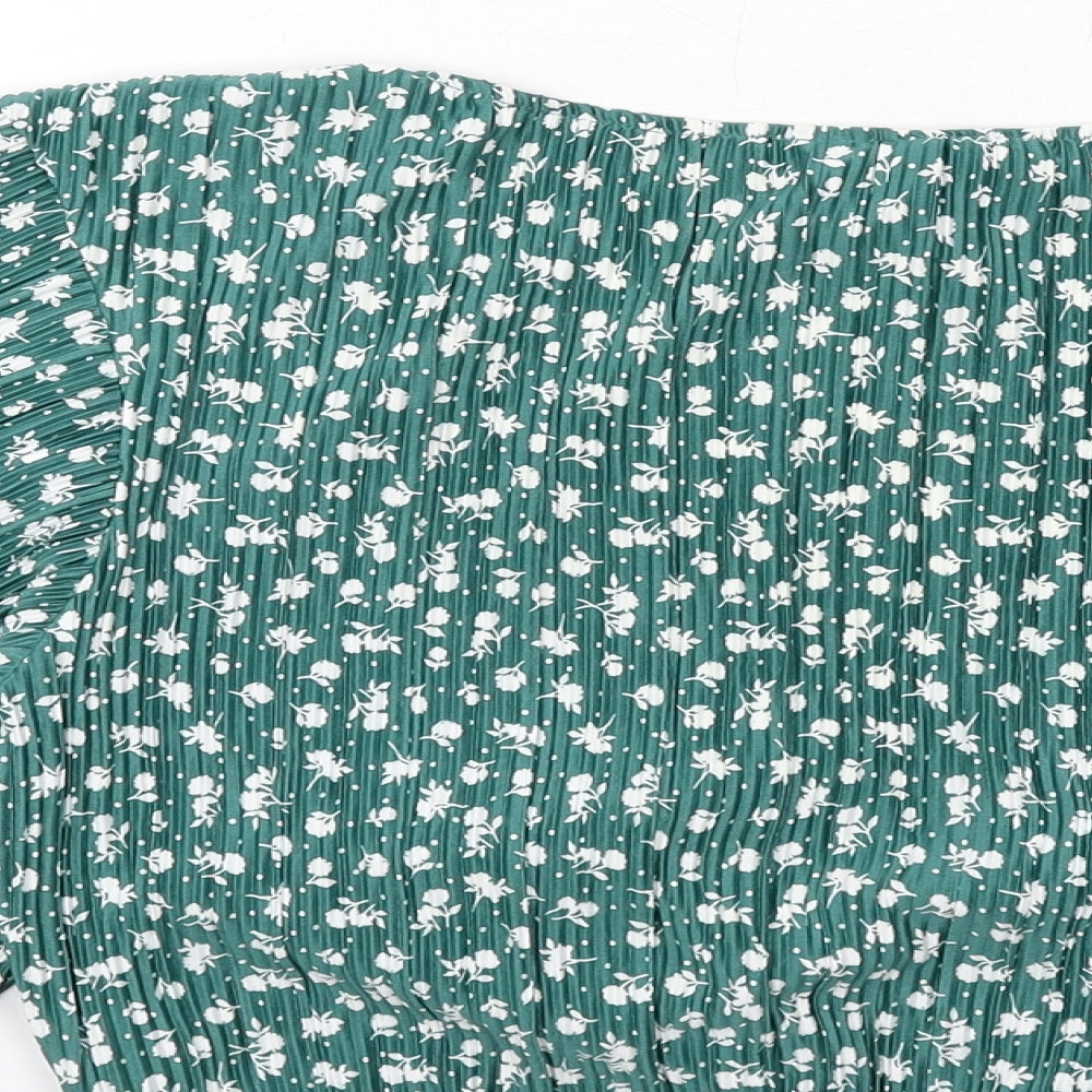 H&M Womens Green Geometric Polyester Cropped Blouse Size L V-Neck