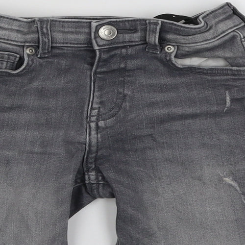 River Island Boys Grey Cotton Chino Shorts Size 3-4 Years Regular Snap - Distressed
