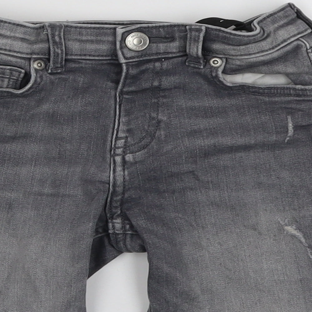 River Island Boys Grey Cotton Chino Shorts Size 3-4 Years Regular Snap - Distressed
