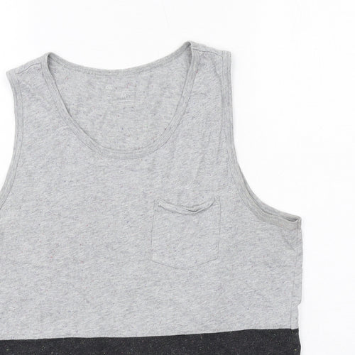 Gap Mens Grey Cotton T-Shirt Size M Round Neck