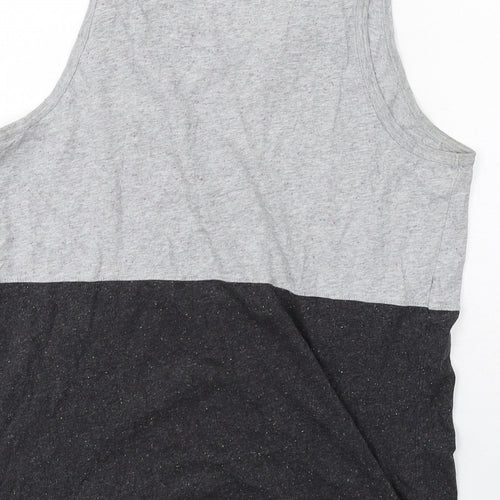 Gap Mens Grey Cotton T-Shirt Size M Round Neck