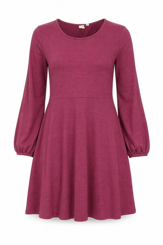 Front view of Gap women’s purple polyester fit & flare, size M, round neck pullover