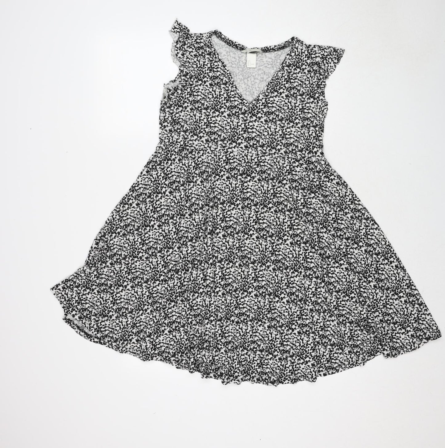 H&M Womens Black Geometric Viscose Fit & Flare Size L V-Neck Pullover