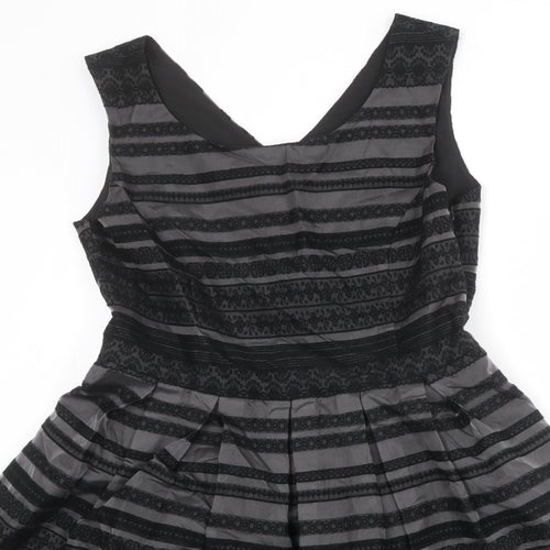 Yumi Womens Grey Striped Acrylic Fit & Flare Size 12 Scoop Neck Pullover