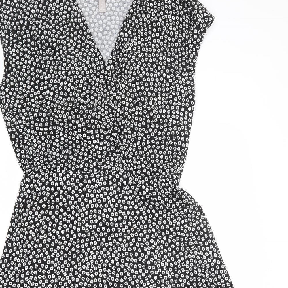 H&M Womens Black Floral Polyester Fit & Flare Size S V-Neck Pullover