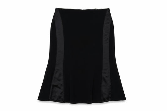 Front view of Amanda women’s black polyester a-line skirt, size UK 10, zip
