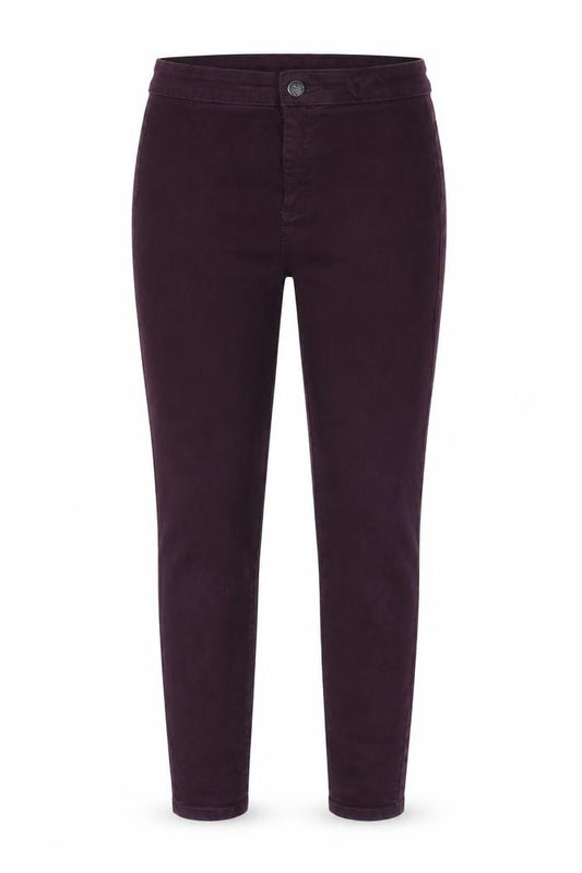 Front view of Topshop women’s purple cotton skinny jeans, size UK 26, in regular zip