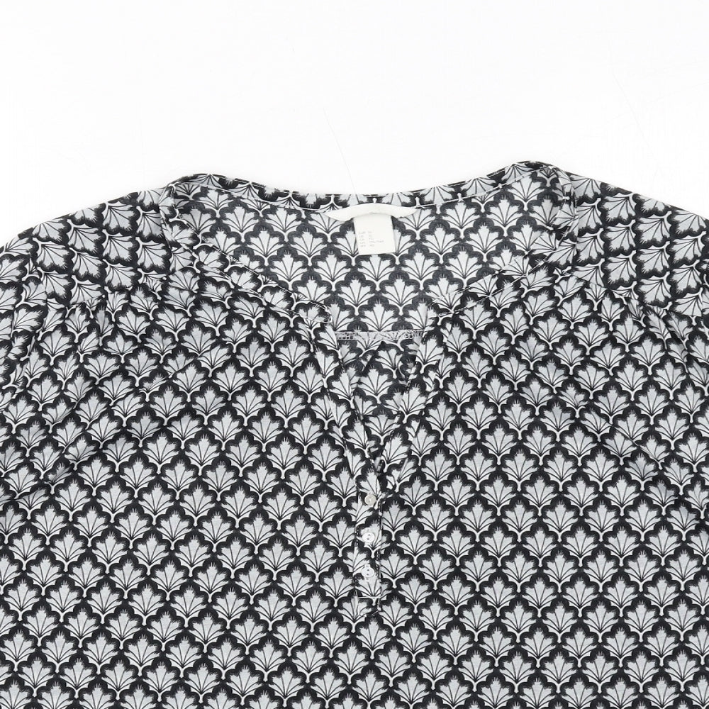 H&M Womens Grey Geometric Polyester Basic Blouse Size XL V-Neck