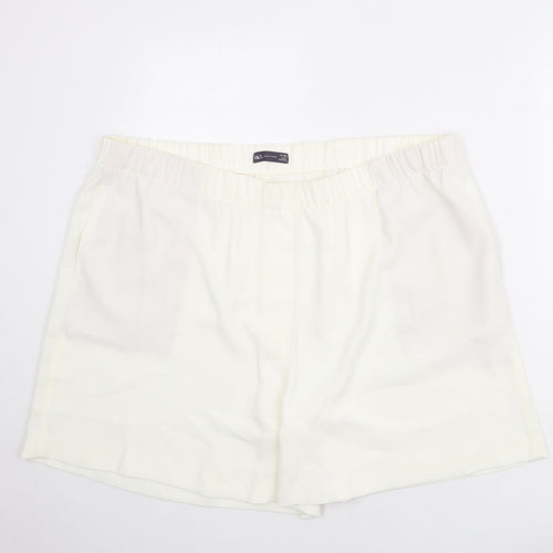 Marks and Spencer Womens Ivory Polyester Basic Shorts Size 24 Regular Pull On