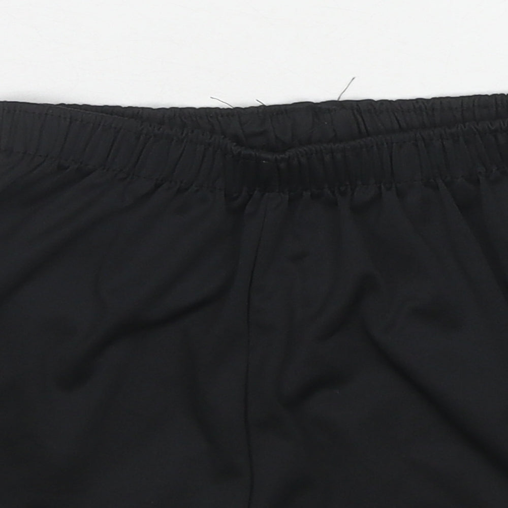 Umbro Boys Black Polyester Sweat Shorts Size 4-5 Years Regular - West Ham United
