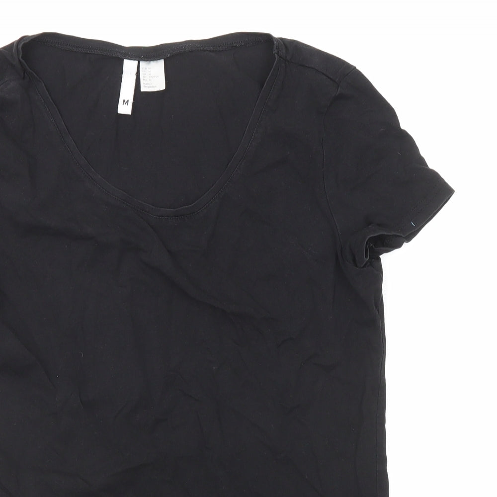 Divided by H&M Womens Black Chlorofibre Basic T-Shirt Size M Scoop Neck
