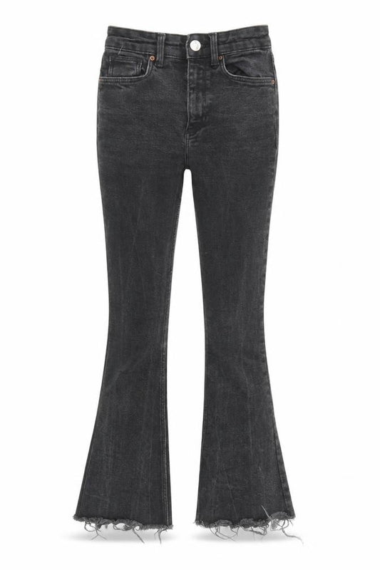 Front view of Denim & Co. women’s black cotton tapered jeans, size UK 4, regular zip - waist 21-inch