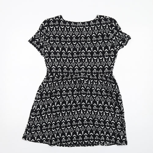 H&M Womens Black Geometric Viscose A-Line Size 8 Round Neck Pullover