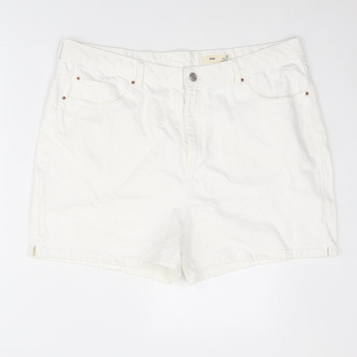 Marks and Spencer Womens White Cotton Mom Shorts Size 20 Regular Zip