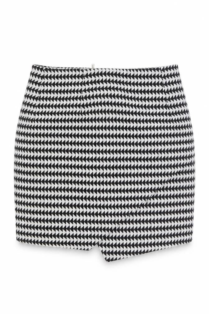 Front view of Missguided women’s black geometric polyester a-line skirt, size UK 8, zip