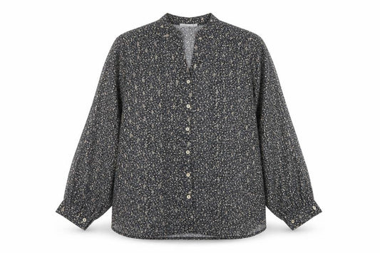 Front view of Sarta women’s black geometric polyester basic button-up, size M, v-neck
